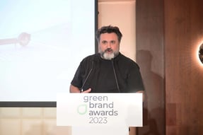 YI new marketing director