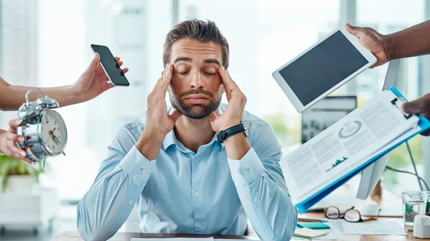 Τι είναι το burnout ή αλλιώς επαγγελματική εξουθένωση και πώς αντιμετωπίζεται;