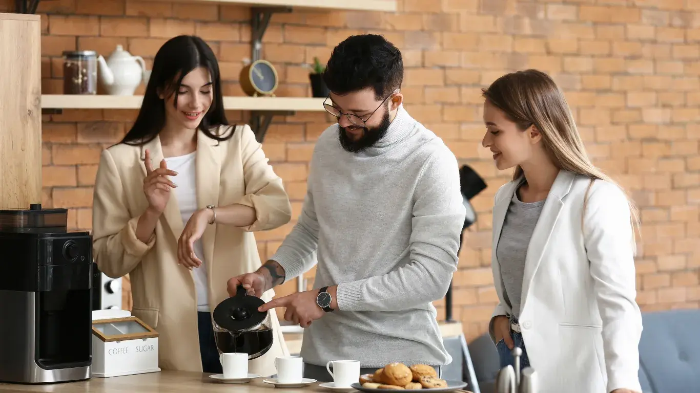 Η δύναμη του small talk στη δουλειά